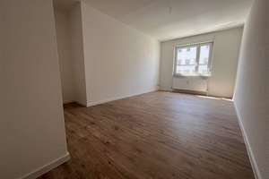 3-Raum-Wohnung mit Einbauküche und Balkon – Clausstraße 47, 9126 Gablenz, Chemnitz – Vorschaubild 4