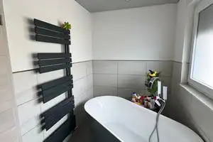 „Wohnen & Bauen in Worms: Traumimmobilie mit 440 m² Baugrundstück inklusive“ – Worms – Vorschaubild 2