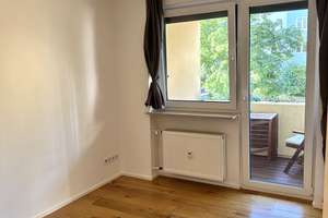 Exklusive 3-Zimmer-Wohnung mit 76 m², 2 Balkonen, hochwertiger Einbauküche & Stellplatz – Friedrichstrasse 8, 90408 Pirckheimerstraße, Nürnberg – Vorschaubild 10