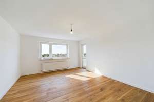 Sanierte 3-Zimmer-Wohnung mit Westbalkon, Weitblick & TG-Stellplatz – vermietete Kapitalanlage – Die vollständige Adresse der Immobilie erhältst du vom Anbieter., 81243 Aubing-Süd, München – Vorschaubild 3
