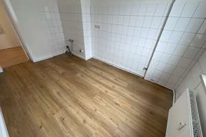Frisch renovierte 2,5 Zimmer-Wohnung mit Duschbad und separatem WC – 23560 Sankt Jürgen, Lübeck – Vorschaubild 15