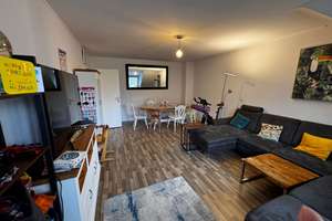 Großzügige 3-Zimmer-Wohnung mit Sonnenbalkon und Garage in Düsseldorf – Die vollständige Adresse der Immobilie erhältst du vom Anbieter., 40470 Mörsenbroich, Düsseldorf – Vorschaubild 2