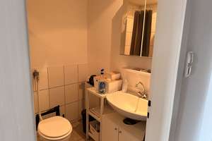 Zentral leben: 1,5-Zimmer-Wohnung in Düsseldorf-Stadtmitte – 40211 Stadtmitte, Düsseldorf – Vorschaubild 2