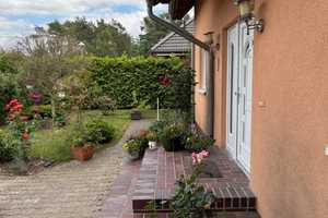 Einfamilienhaus mit Garage, Carport und Pool – Potsdam-Mittelmark (Kreis) – Vorschaubild 3