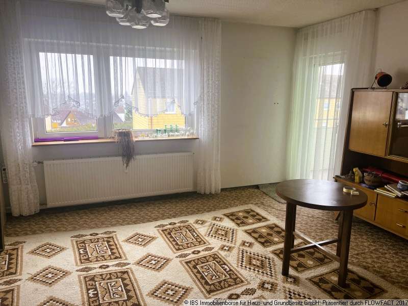 Immobilie in Gerabronn - Gemütliche 3-Zimmer-Wohnung mit Balkon und Garage - für Eigennutzer oder Kapitalanleger - Bild 2