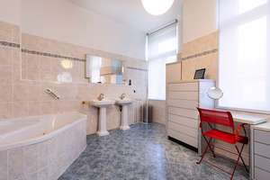Luxuriöse 6-Zimmer-Wohnung in Bestlage – Die vollständige Adresse der Immobilie erhältst du vom Anbieter., 1277 Striesen-Ost, Dresden – Vorschaubild 18