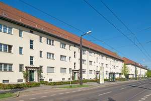 Sanierte 2 Zimmer Wohnung Berlin-Niederschönhausen mit Balkon, vermietbar Ende August 2026! – Friedrich-Engels-Str. 57, 13156 Niederschönhausen, Berlin – Vorschaubild 1