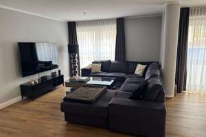 Moderne 3-Zimmer Wohnung in der Düsseldorfer Innenstadt mit Aufzug und Tiefgarage – Liefergasse 1A, 40213 Altstadt, Düsseldorf – Vorschaubild 2