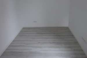 Wohnen mit Charakter: 3,5-Zimmer-Wohnung in Siegen  – Hüttenstraße 13, 57078 Geisweid, Siegen – Vorschaubild 4