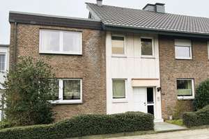 2-Familienhaus in ruhiger Lage! – Die vollständige Adresse der Immobilie erhältst du vom Anbieter., 46045 Dümpten, Oberhausen – Vorschaubild 1