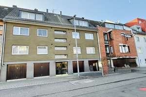 Köln-Bocklemünd*6 Parteien*Kapitalanlage in zentraler Bestlage*4 Einzelgaragen*