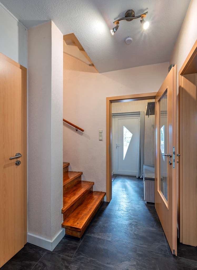 Immobilie in Faßberg - Umfangreich modernisiertes Reihenhaus in ruhiger Lage - Bild 1