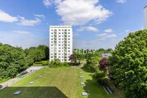 Bezugsfreie 3-Zimmer-Wohnung mit Loggia, Tiefgaragenstellplatz und Aufzug in Lübeck-Moisling – Die vollständige Adresse der Immobilie erhältst du vom Anbieter., 23560 Moisling, Lübeck – Vorschaubild 7