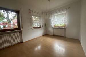 Wohlfühlen auf zwei Etagen – Familienidyll mit Garten und Garage – Die vollständige Adresse der Immobilie erhältst du vom Anbieter., 84152 Mengkofen – Vorschaubild 14