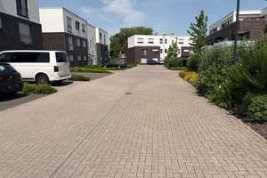 Moderne 3,5 Zimmer-Wohnung mit Terrassenbalkon 
in 47239 Duisburg-Rumeln/Kaldenhausen – Die vollständige Adresse der Immobilie erhältst du vom Anbieter., 47239 Rumeln-Kaldenhausen, Duisburg – Vorschaubild 2