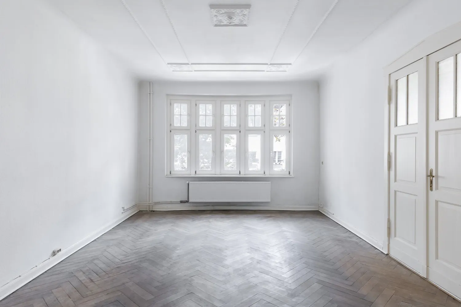 Altbautraum mit Charme – 4 Zimmer, Balkon & Stuckdetails in Schmargendorf, Berlin – Bild 4