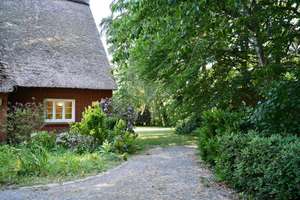 Landhaus mit Wellness-Bereich, Kamin und Co. - Ein Zuhause der Extraklasse mit Privatsphäre – Die vollständige Adresse der Immobilie erhältst du vom Anbieter., 21789 Wingst – Vorschaubild 3
