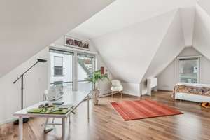 Einfamilienhaus-Traum auf vier Ebenen mit PV-Anlage und Garage im Gurkenland von Düsseldorf-Eller – 40229 Eller, Düsseldorf – Vorschaubild 5