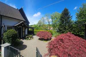 Charmante Doppelhaushälfte in idyllischer Lage – mit viel Potenzial für Handwerker! – Die vollständige Adresse der Immobilie erhältst du vom Anbieter., 51645 Gummersbach – Vorschaubild 5