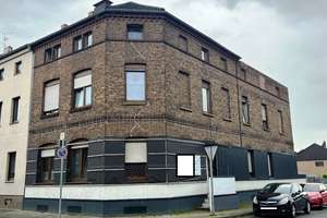 Zweifamilienhaus als Reiheneckhaus