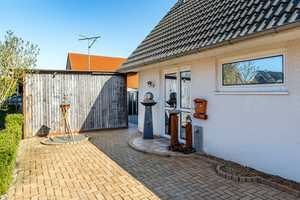 Gemütliches Einfamilienhaus mit Terrasse & Glasfaser – 120 m² Wohnfläche in ruhiger, zentraler Lage – Ammerland (Kreis) – Vorschaubild 2