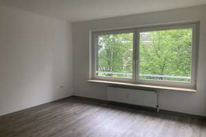 In der 1. Etage leben, ein Aufzug ist gegeben – Lahnstr. 11, 38120 Weststadt, Braunschweig – Vorschaubild 2