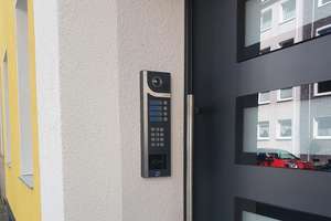 Kernsanierte Wohnung mit Balkon und Einbauküche – Regenbergastr. 33, 47137 Mittelmeiderich, Duisburg – Vorschaubild 2