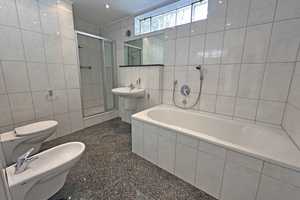Großzügiger Bungalow -
mit separatem Einliegerapartment, in Köln-Weiden! – Am Rapohl 4, 50859 Köln – Vorschaubild 15