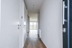 Modernes Reihenendhaus zum Wohlfühlen – stilvolles Zuhause mit Garten und hochwertiger Ausstattung – Santoker Straße 75, 15562 Rüdersdorf bei Berlin – Vorschaubild 2