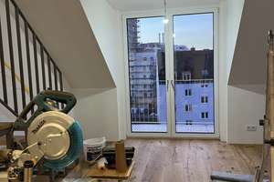 Hochwertig ausgestattetes DG-Galeriewohnung mit großem West-Balkon – Pilgersheimer Str. 78, 81543 Untergiesing, München – Vorschaubild 5