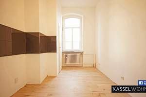 FREUNDLICHE DREI-ZIMMER-WOHNUNG IM ERDGESCHOSS SUCHT NEUE MIETER – Heinrichstraße 10, 34127 Nord (Holland), Kassel – Vorschaubild 17