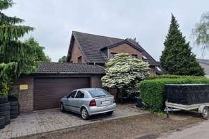 Attraktives Zweifamilienhaus in Köln-Höningen mit großem Garten & vielseitigen Nutzungsmöglichkeiten