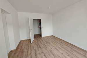 Helle 3-Zi. mit Balkon, Wanne & Laminat in ruhiger Lage!  – Würzburger Straße 36 C, 9130 Sonnenberg, Chemnitz – Vorschaubild 23