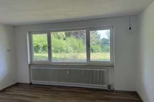 Lebendiges Stadtwohnen: 3-Zimmer-Wohnung in Stuttgart-Süd – Pfaffenweg 36b, 70180 Weinsteige, Stuttgart – Vorschaubild 2
