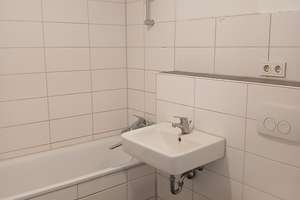 Modernisierte 3-Zimmer Wohnung mit Balkon in Bielefeld Sennestadt! – Württemberger Allee 22, 33689 Sennestadt, Bielefeld – Vorschaubild 6