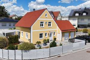 Gepflegtes Einfamilienhaus mit Keller und Doppelgarage in Burglengenfeld / Holzheim am Forst