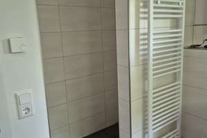 Neues Zuhause in Haby: Doppelhaushälfte mit Carport – 24361 Haby – Vorschaubild 9