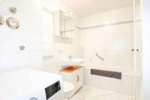 +++ An der Weißen Elster! Modernisierte 2-Zimmer-Wohung mit TG-Stellplatz und großem Balkon! +++ – Die vollständige Adresse der Immobilie erhältst du vom Anbieter., 4229 Schleußig, Leipzig – Vorschaubild 14