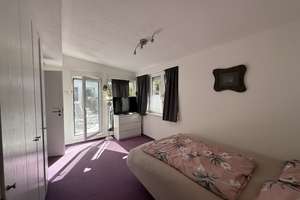 Große 3-Zimmer-Dachgeschosswohnung. Komplette Etage mit 250 qm Gartenanteil. 2011 saniert. – Die vollständige Adresse der Immobilie erhältst du vom Anbieter., 14089 Kladow, Berlin – Vorschaubild 23