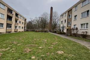 ~ ERGESCHOSSWOHNUNG mit BALKON und 3 ZIMMERN ~