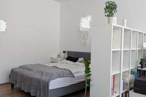 Geschmackvolle Altbauwohnung mit zwei Räumen und Einbauküche in Ulm – Ensingerstraße 33/1, 89073 Mitte, Ulm – Vorschaubild 9