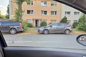 Attraktive 3-Zimmer-Wohnung mit Balkon in Krefeld – Mündelheimer Str. 95, 47829 Krefeld – Vorschaubild 1