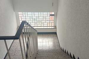 **Vollständig renovierte 2-Raum-Wohnung mit Balkon und Einbauküche in Duisburg** – Schulte-Marxloh-Straße 15, 47169 Duisburg – Vorschaubild 4