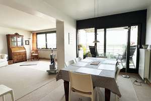 Lichtdurchflutete 4-Zimmerwohnung mit Fernblick in Rheinnähe Bonn-Castell
 – Die vollständige Adresse der Immobilie erhältst du vom Anbieter., 53117 Bonn-Castell, Bonn – Vorschaubild 3