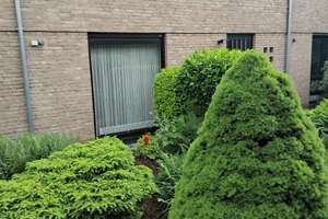 Solides  Reihenhaus in ruhiger Lage  in Meerbusch – Die vollständige Adresse der Immobilie erhältst du vom Anbieter., 40670 Meerbusch – Vorschaubild 2