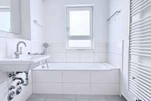 Stilvolles Wohnen: Lichtdurchflutete 3-Zimmer-Wohnung mit Balkon und moderner Ausstattung – Schinkelstraße 10, 65189 Südost, Wiesbaden – Vorschaubild 12