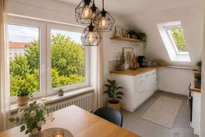 Attraktive Kapitalanlage – Vermietete 2-Zimmer-Dachgeschosswohnung mit Loggia – 79114 Haslach-Haid, Freiburg im Breisgau – Vorschaubild 4