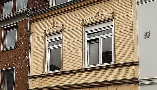 Bild von Sanierungsbedürftiges Altbremerhaus im Viertel