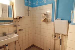 Sanierungsbedürftiges Mikro-Appartement in HH-Winterhude – Eppendorfer Stieg 5, 22299 Winterhude, Hamburg – Vorschaubild 2