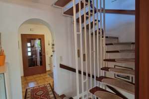 TOP-Lage i.d. Nähe Hohe Warte
Modernisiertes Reihenendhaus
6,5 Zimmer + 2 Bäder + 2 Terrassen uvm. – Die vollständige Adresse der Immobilie erhältst du vom Anbieter., 95445 Grüner Baum/Festspielhügel, Bayreuth – Vorschaubild 12